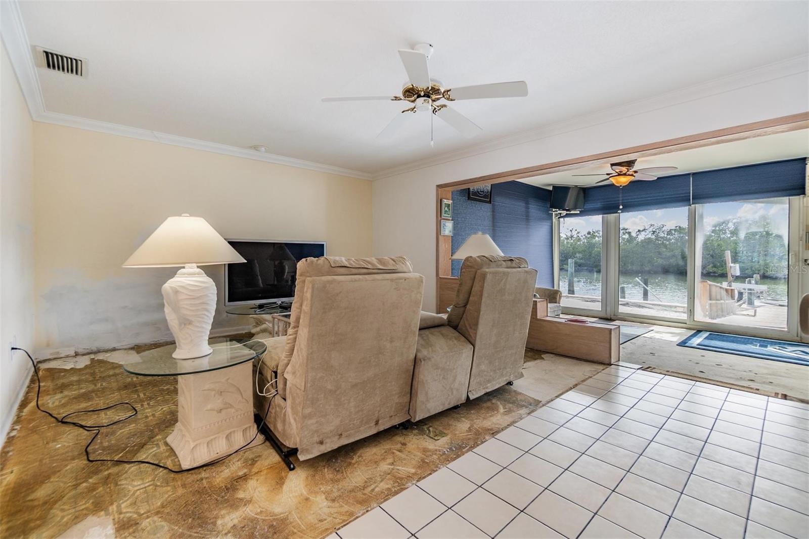 Listing photo id 6 for 1421 Sea Gull Drive S
