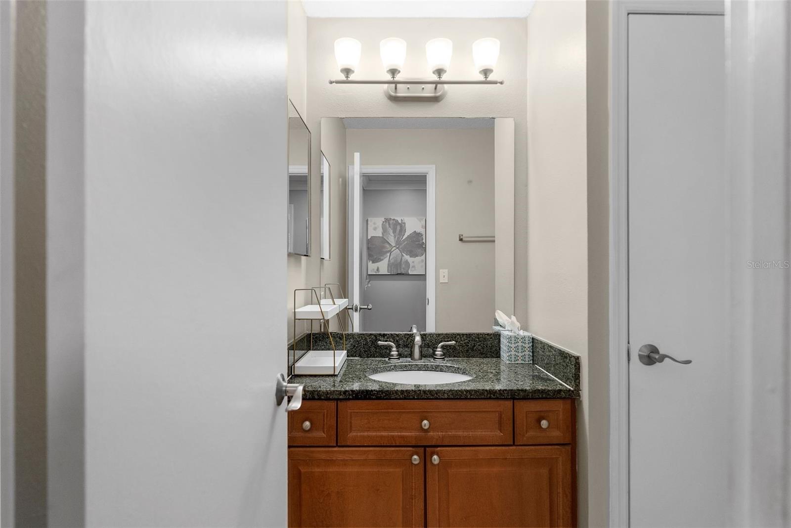 Listing photo id 13 for 11901 4th Street N 8207