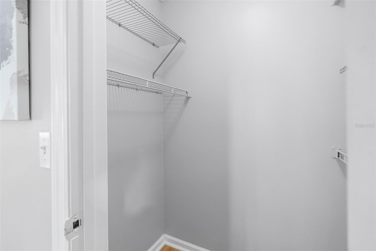 Listing photo id 19 for 11901 4th Street N 8207