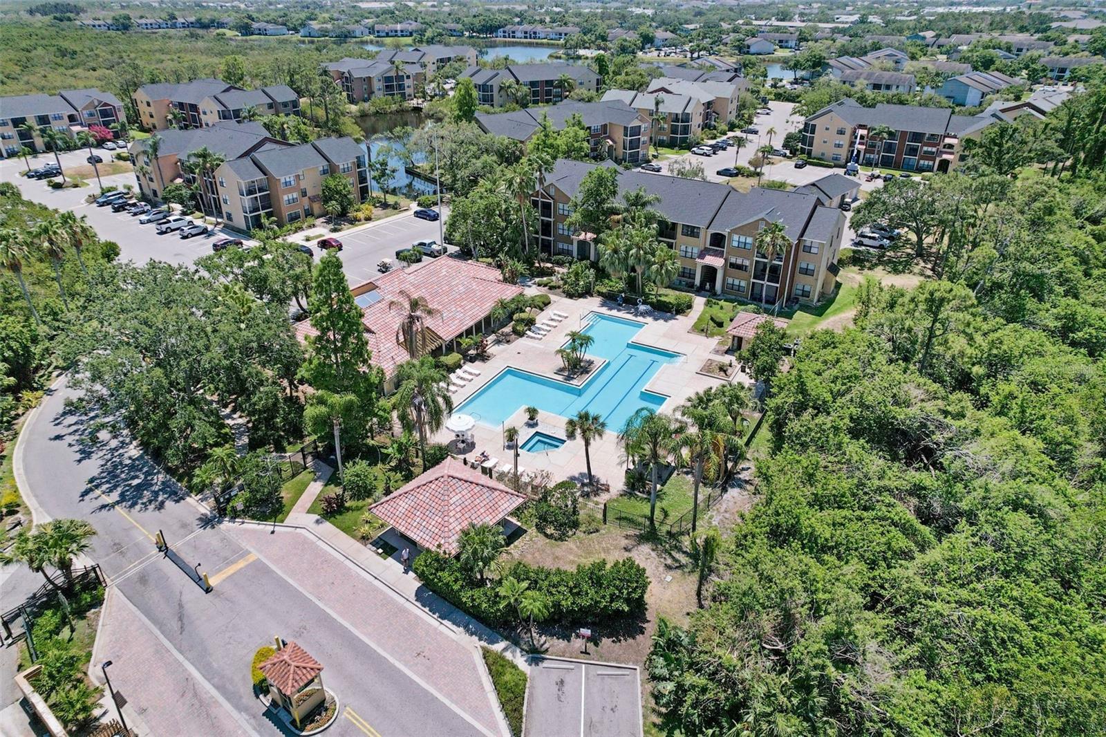 Listing photo id 28 for 11901 4th Street N 8207