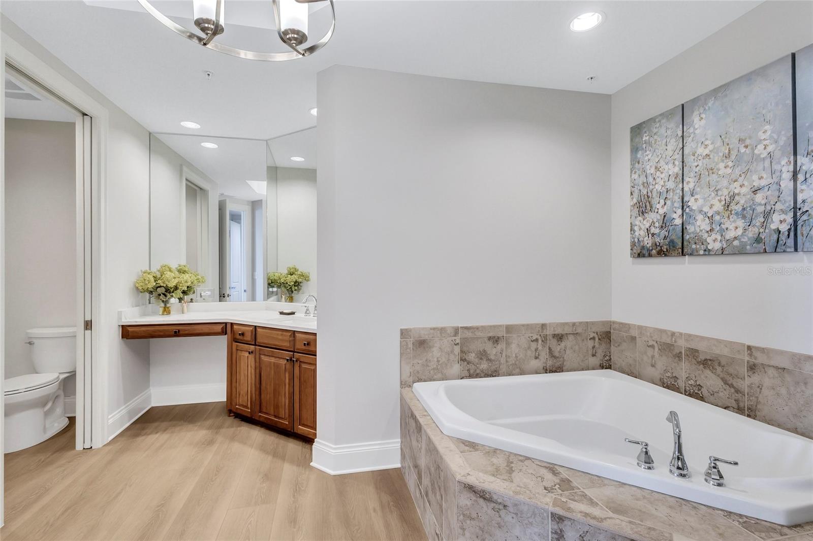 Image 18 of 46 For 140 Riviera Dunes Way 1203
