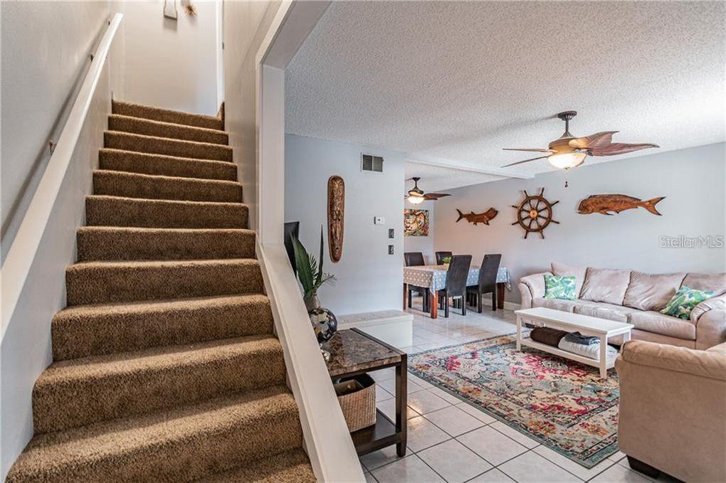 Image 10 of 22 For 1812 Bough Avenue C