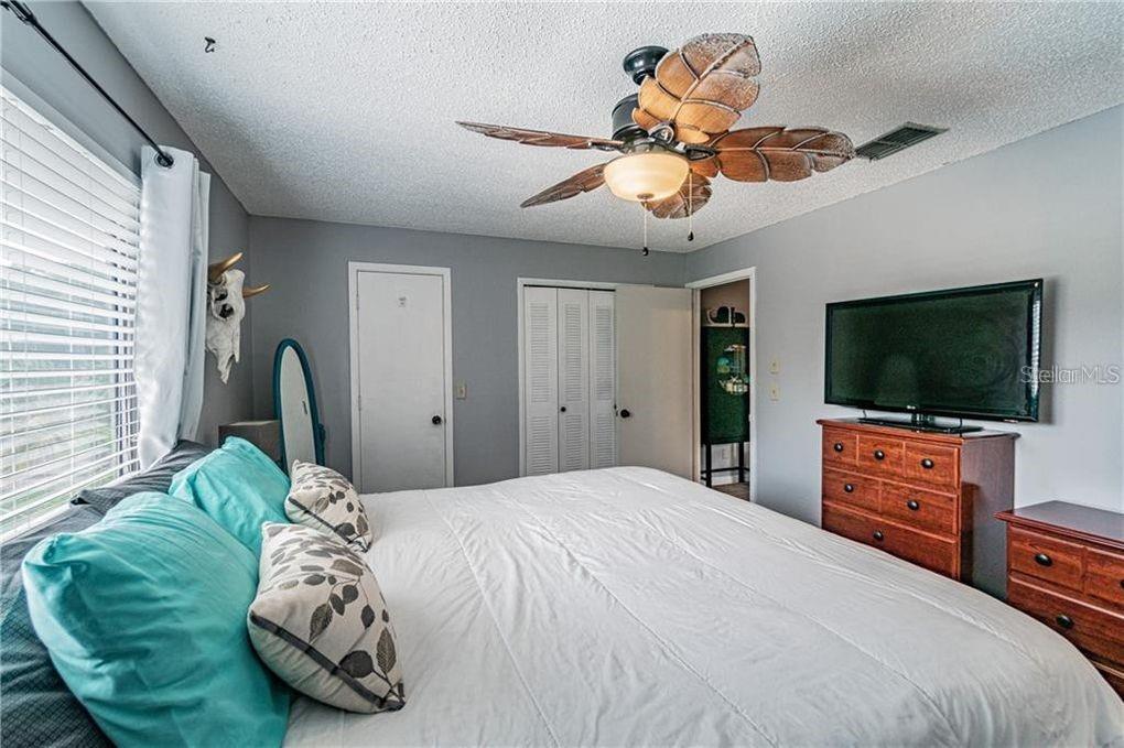 Image 13 of 22 For 1812 Bough Avenue C