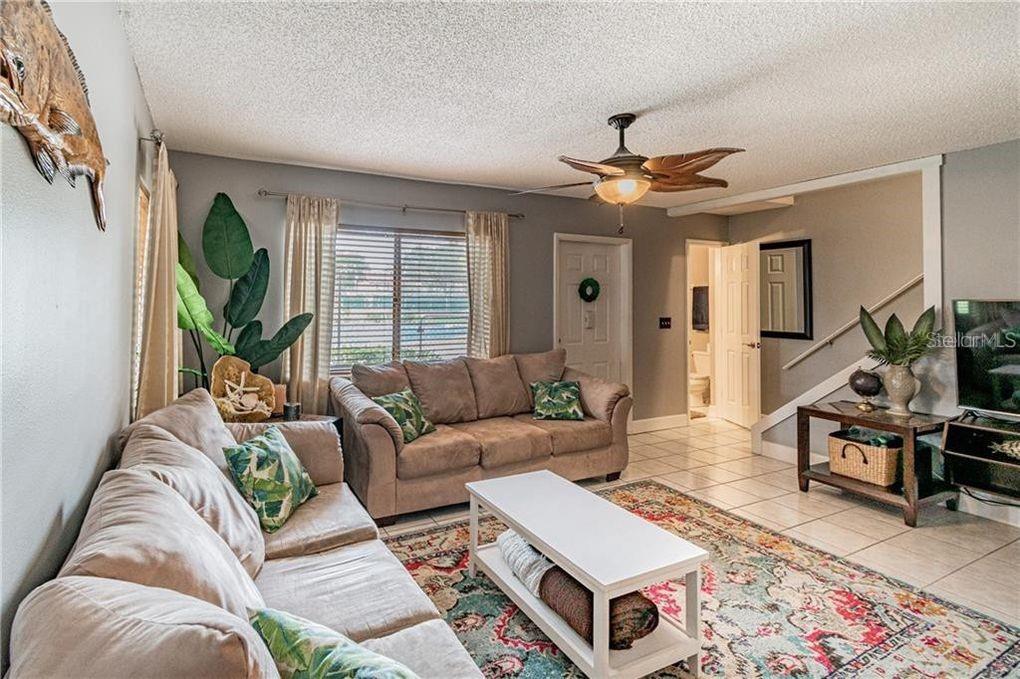 Image 2 of 22 For 1812 Bough Avenue C