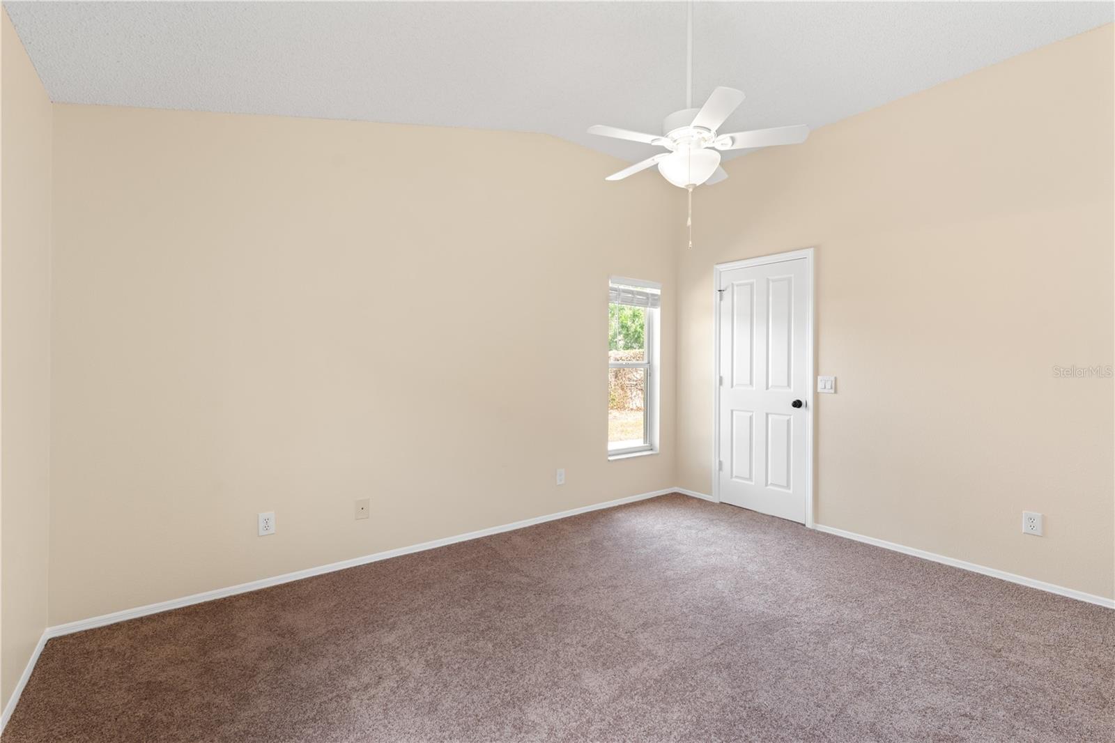 Image 17 of 46 For 1654 Portsmouth Lake Drive
