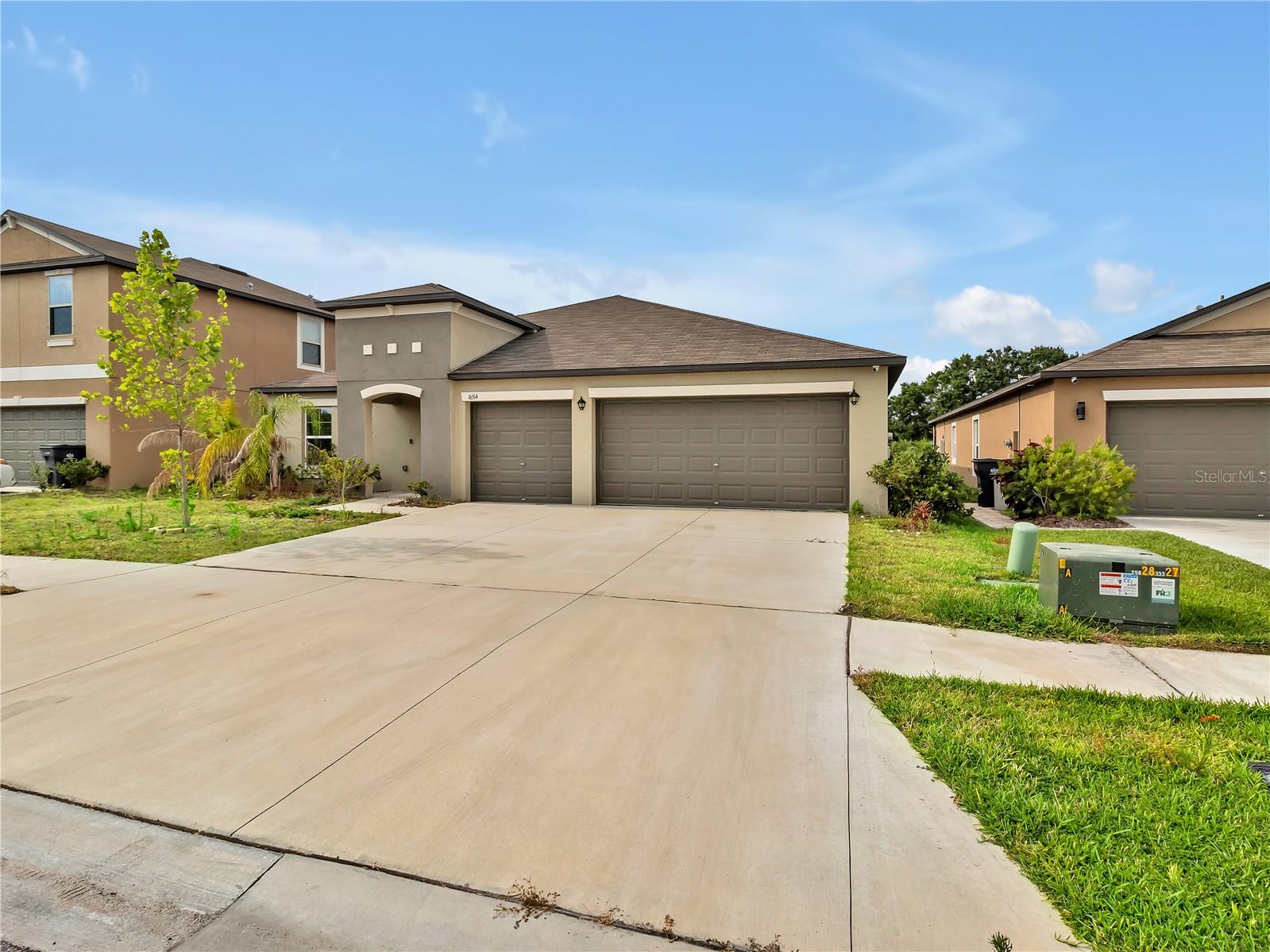 Image 2 of 33 For 16514 Delia Street