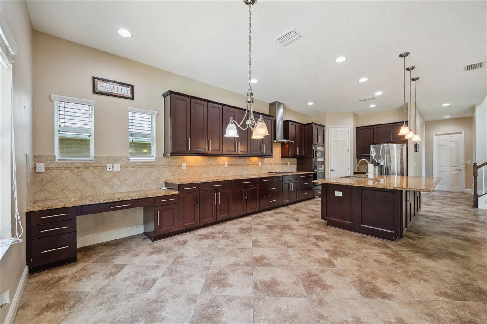 Image 30 of 78 For 5117 Longspur Court