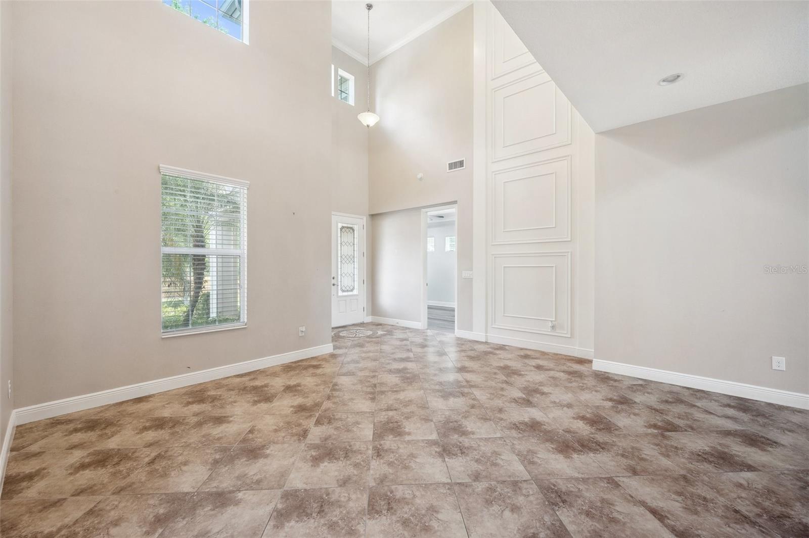 Image 7 of 78 For 5117 Longspur Court