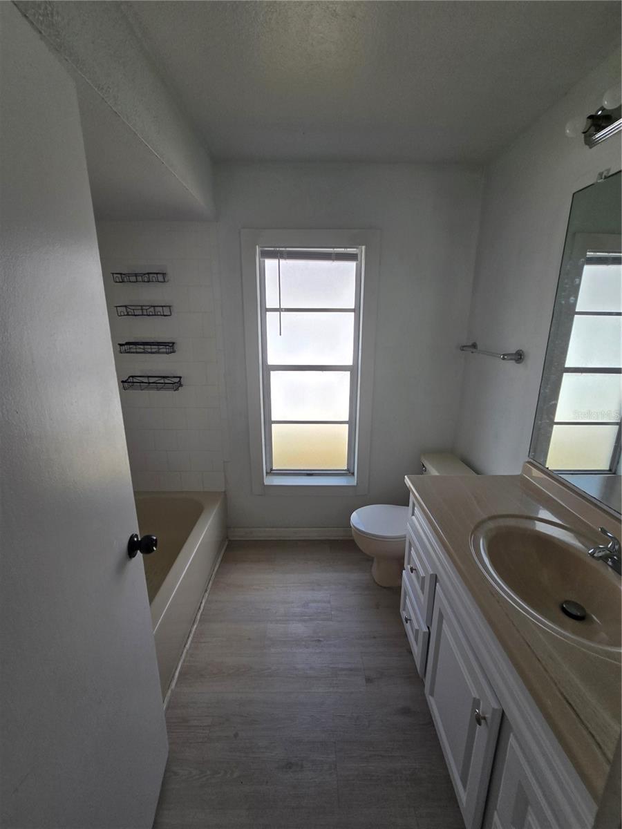 Image 9 of 10 For 12825 Tallowood Drive