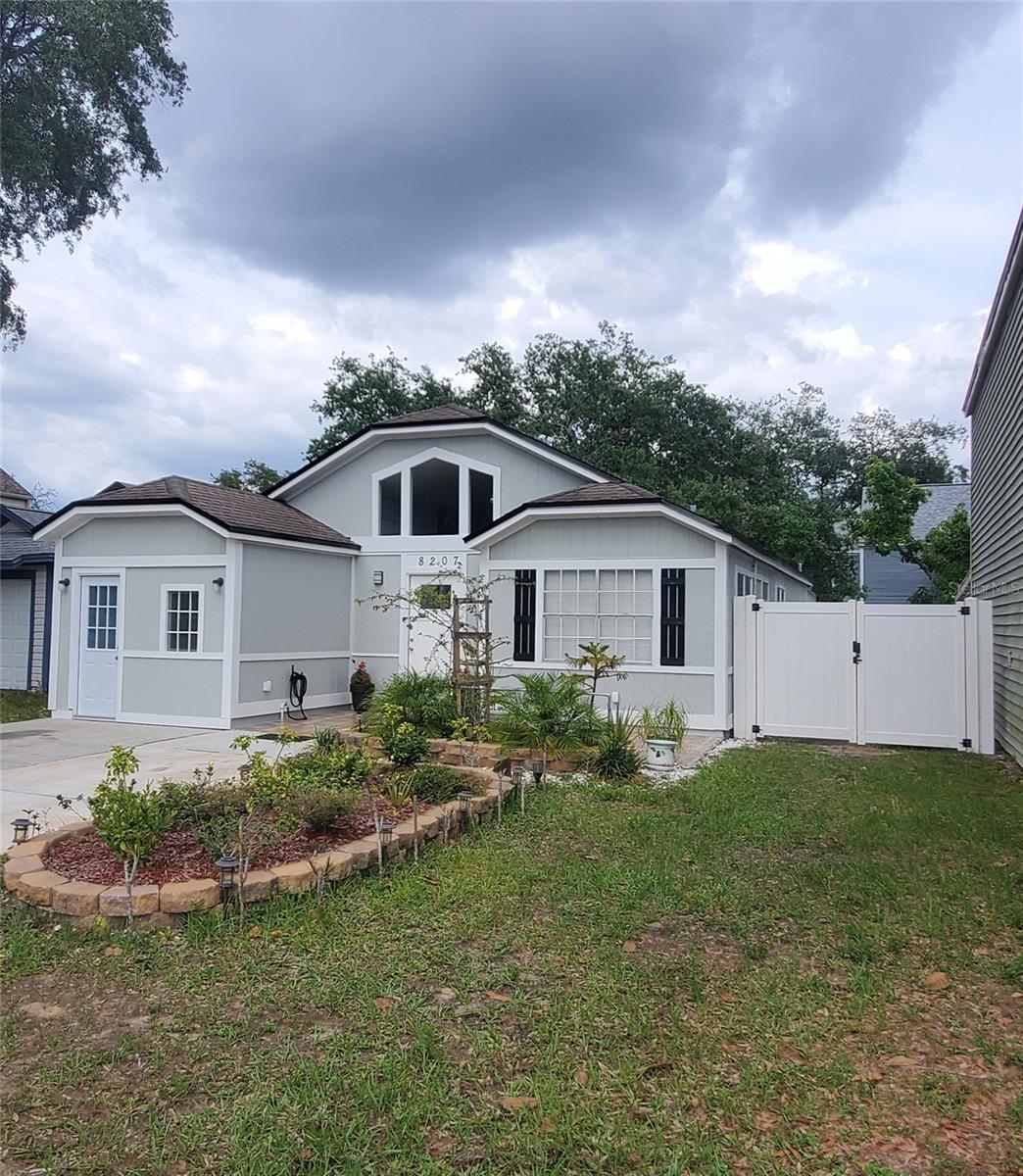 Details for 8207 Volusia Place, TAMPA, FL 33637