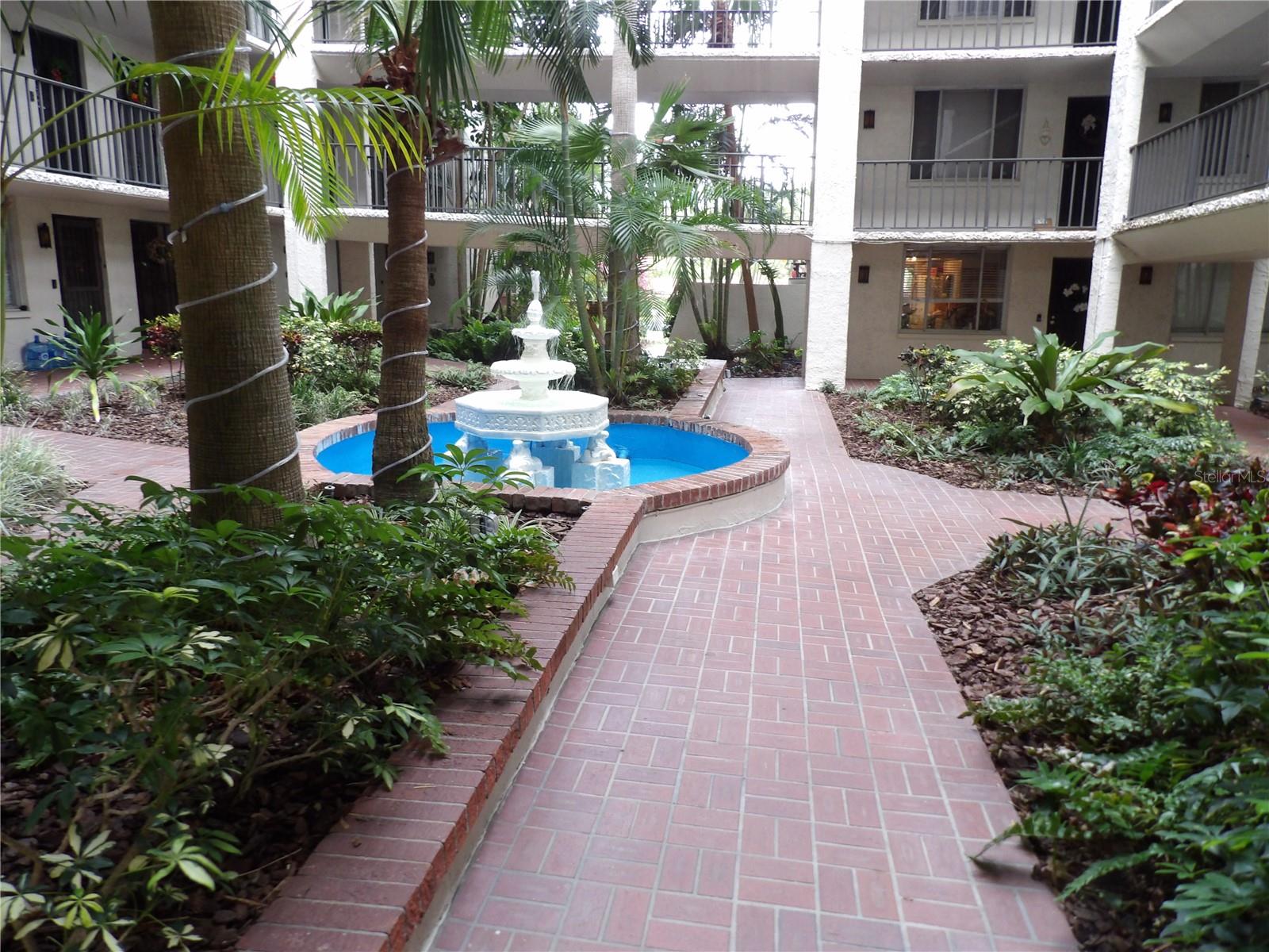 Image 21 of 25 For 2699 Seville Boulevard 802