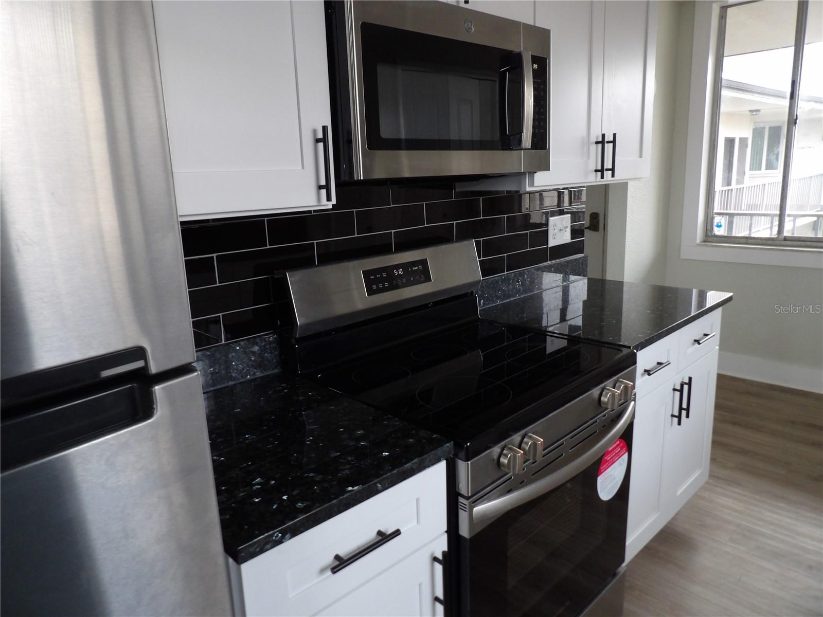 Image 8 of 25 For 2699 Seville Boulevard 802
