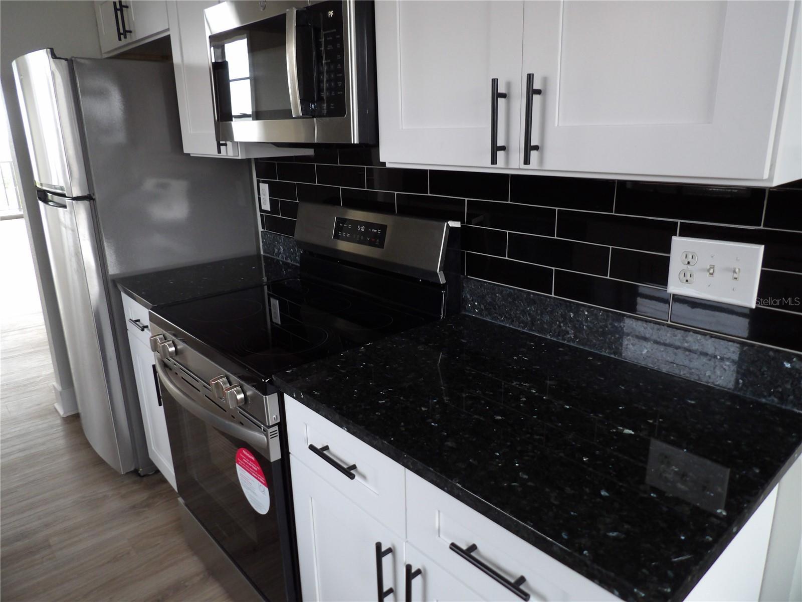 Image 9 of 25 For 2699 Seville Boulevard 802