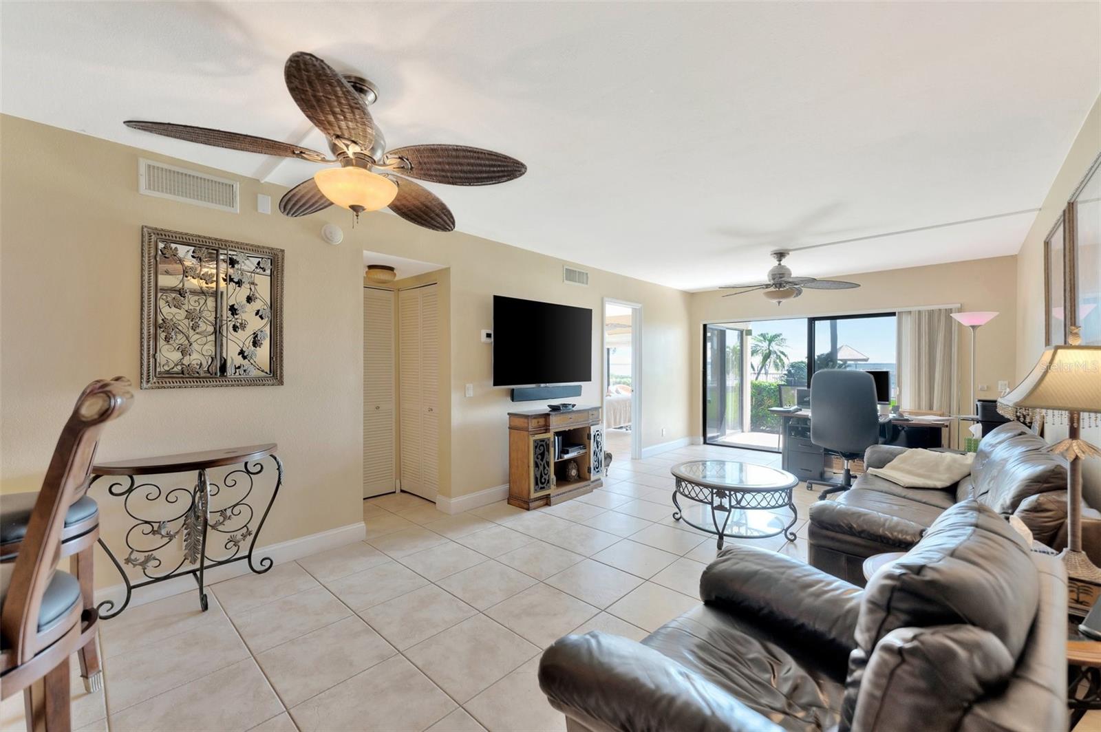 Image 6 of 24 For 6268 Palma Del Mar Boulevard S 113