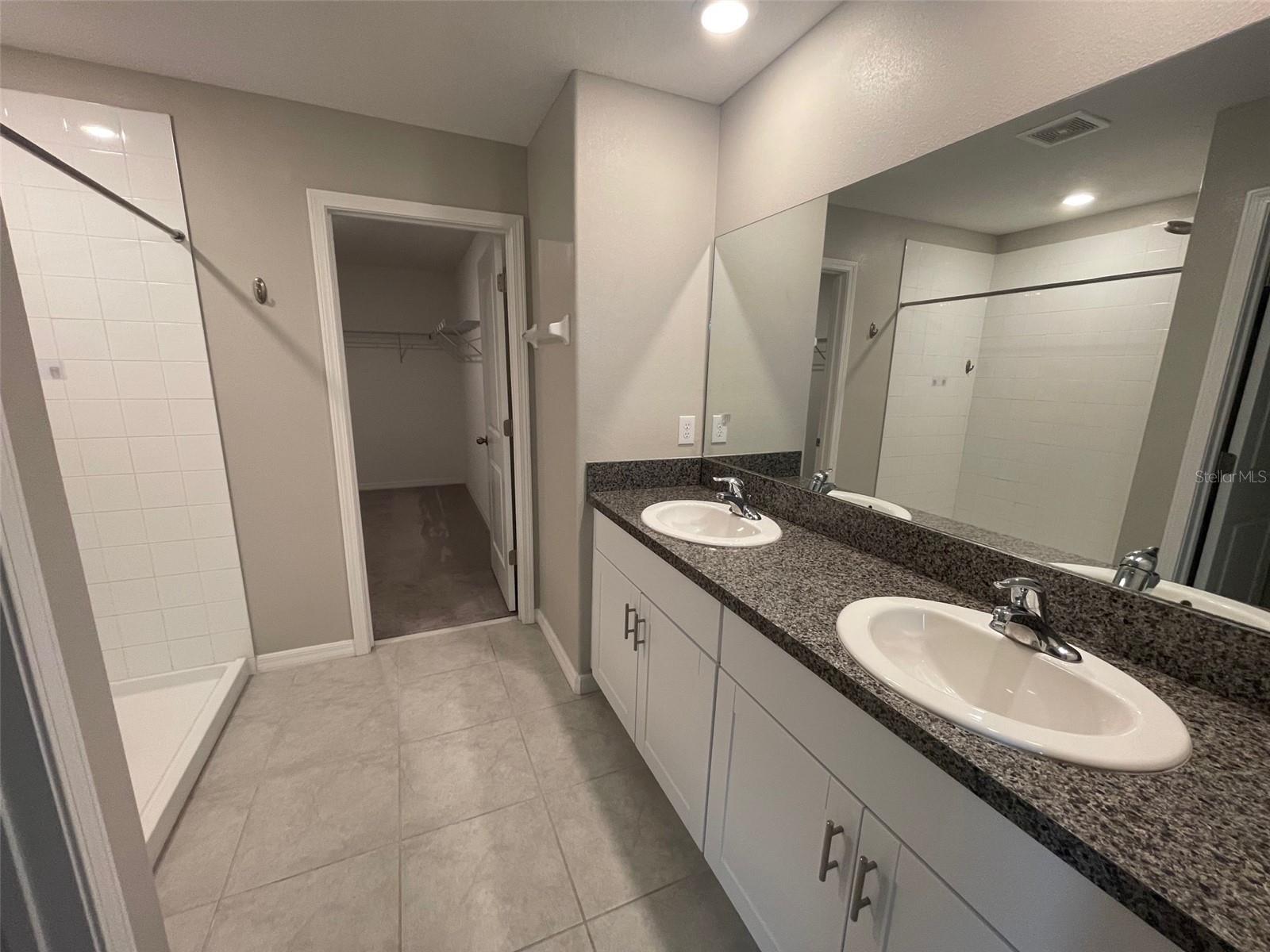 Image 4 of 17 For 10232 Bright Crystal Avenue