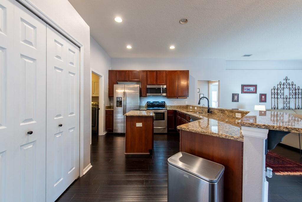 Image 11 of 69 For 1521 Avondale Ridge Drive