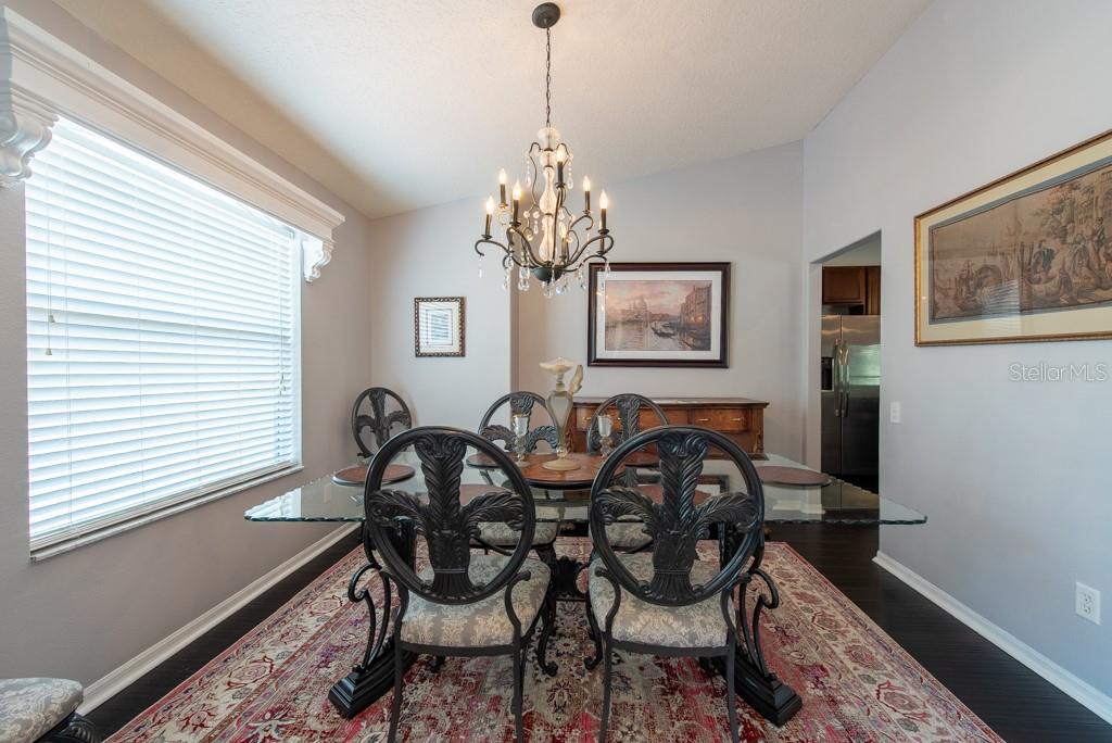 Image 15 of 69 For 1521 Avondale Ridge Drive