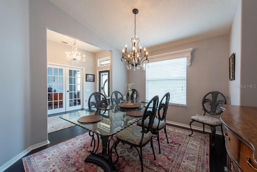Image 16 of 69 For 1521 Avondale Ridge Drive