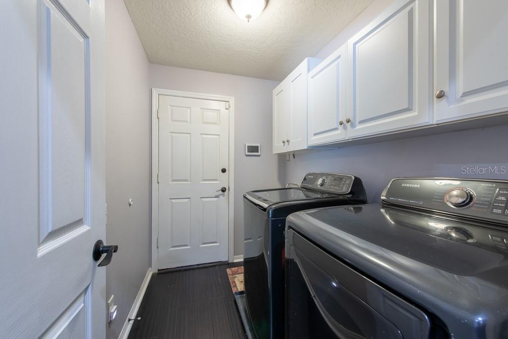 Image 38 of 69 For 1521 Avondale Ridge Drive