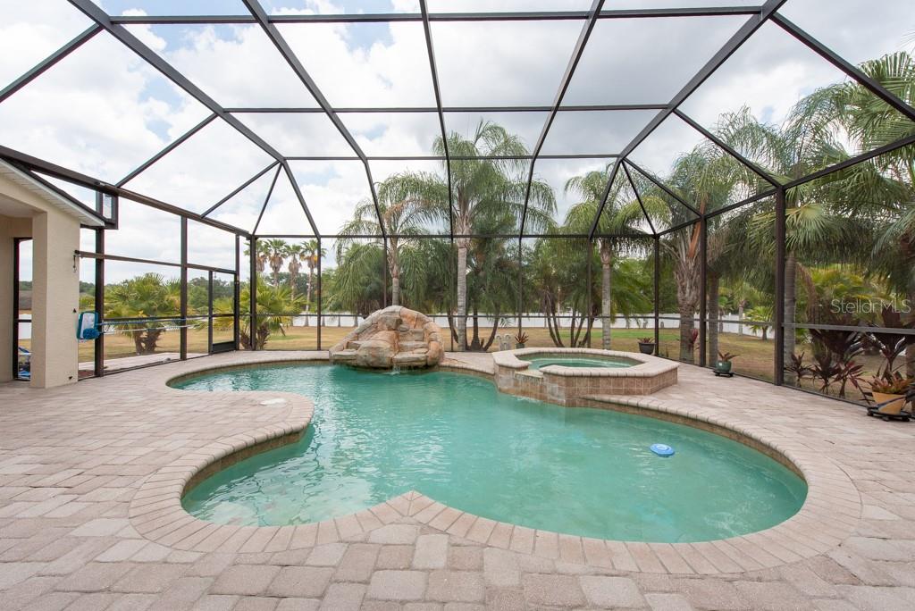 Image 41 of 69 For 1521 Avondale Ridge Drive