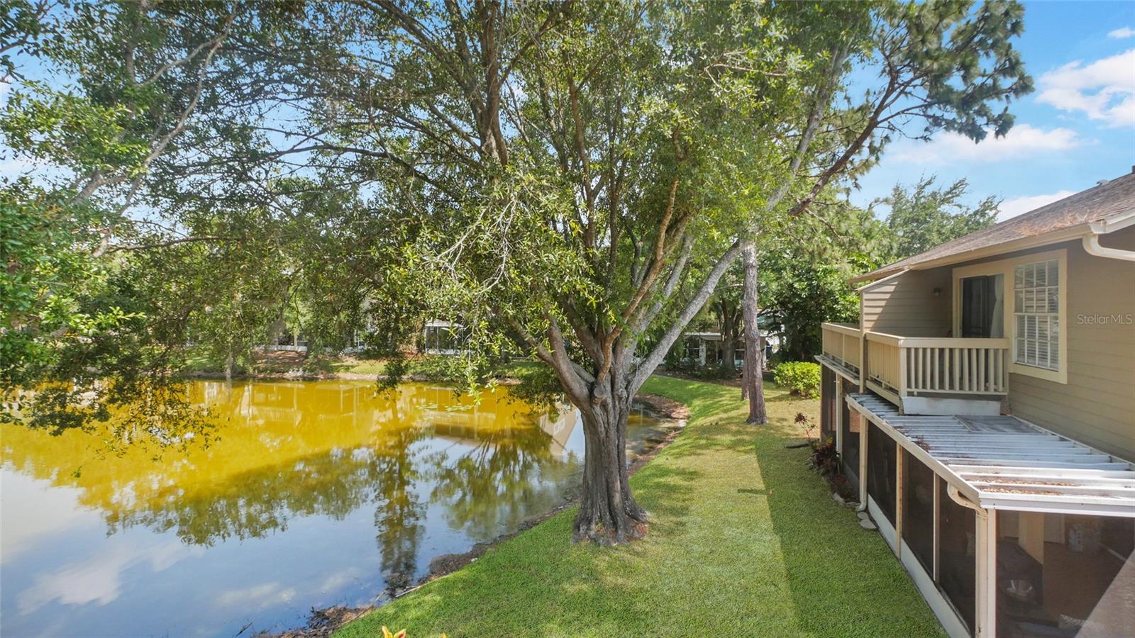 Listing photo id 26 for 9050 Lake Place Lane