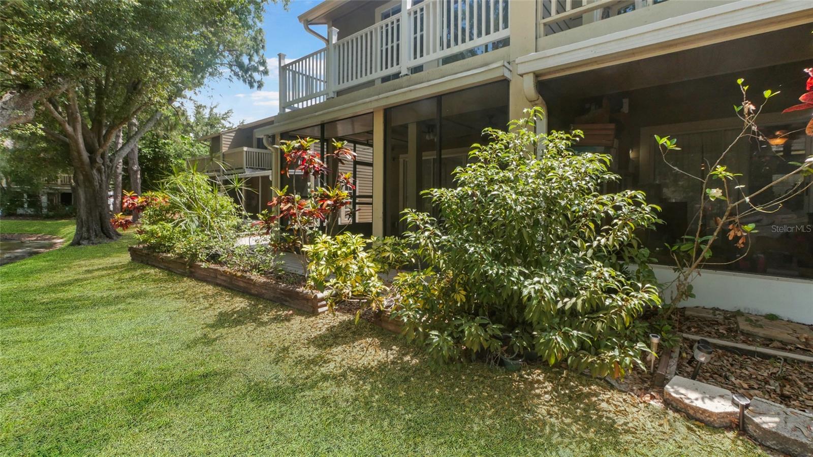 Listing photo id 30 for 9050 Lake Place Lane