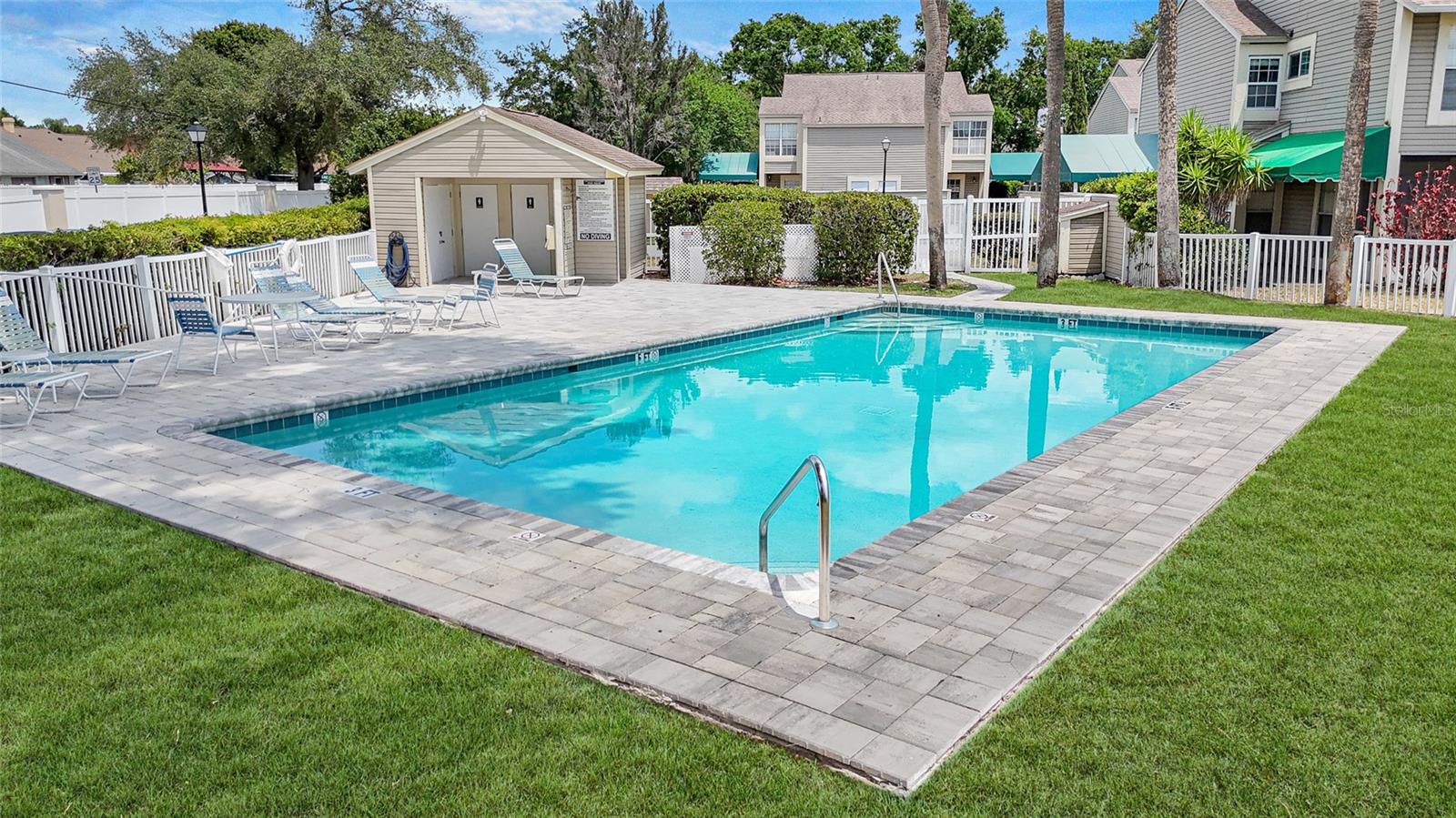 Listing photo id 38 for 9050 Lake Place Lane