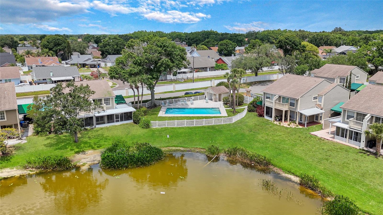 Listing photo id 39 for 9050 Lake Place Lane
