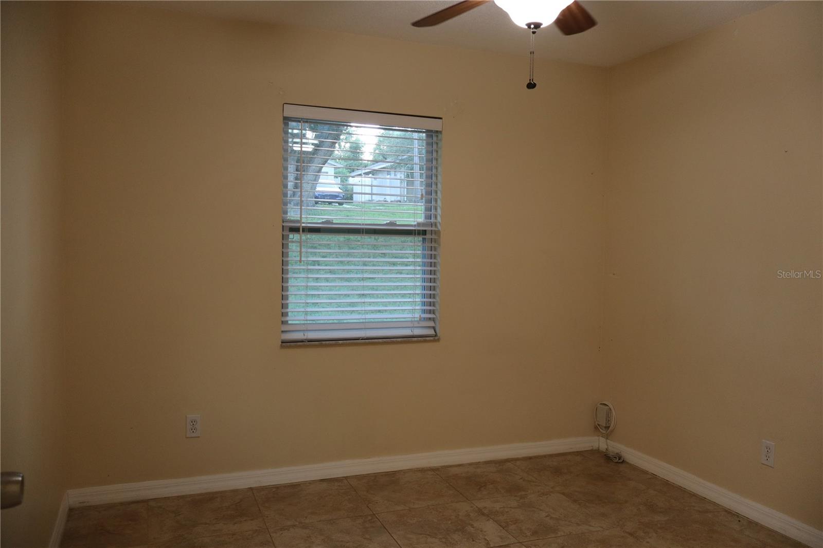 Image 10 of 15 For 1009 Sumner Boulevard B