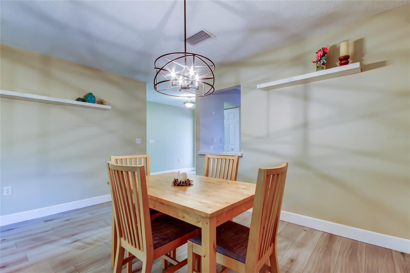 Image 14 of 59 For 2913 Fig Court
