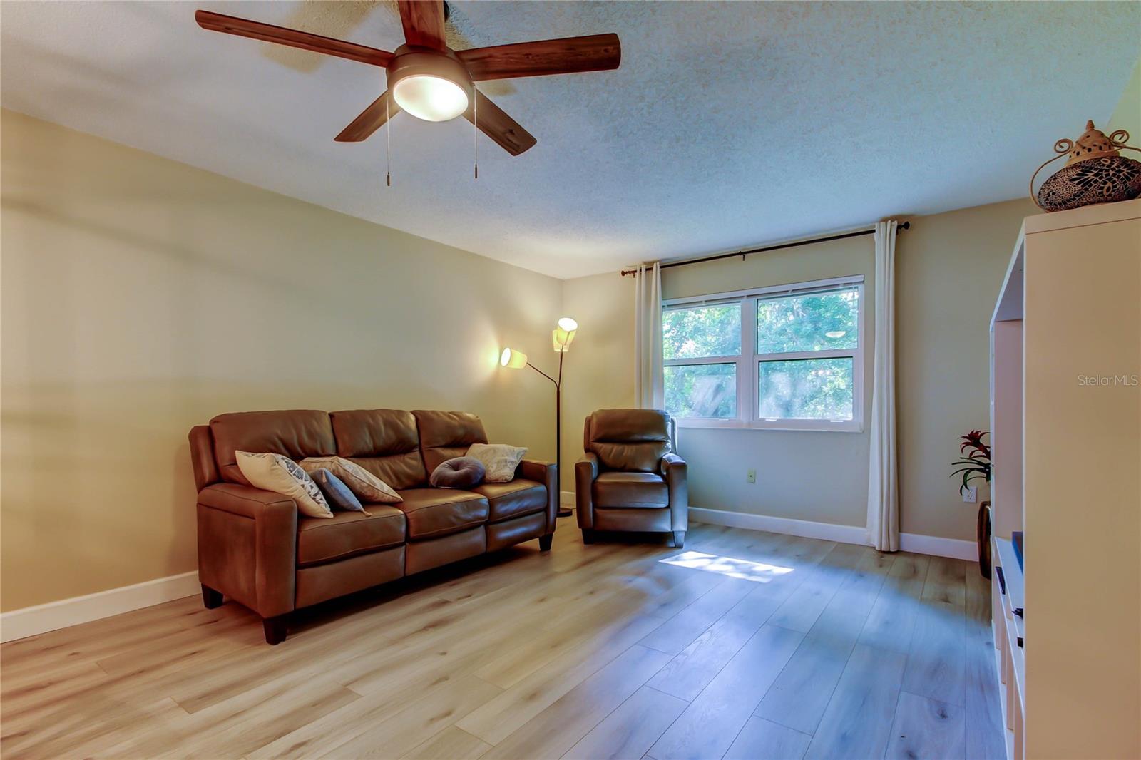 Image 16 of 59 For 2913 Fig Court