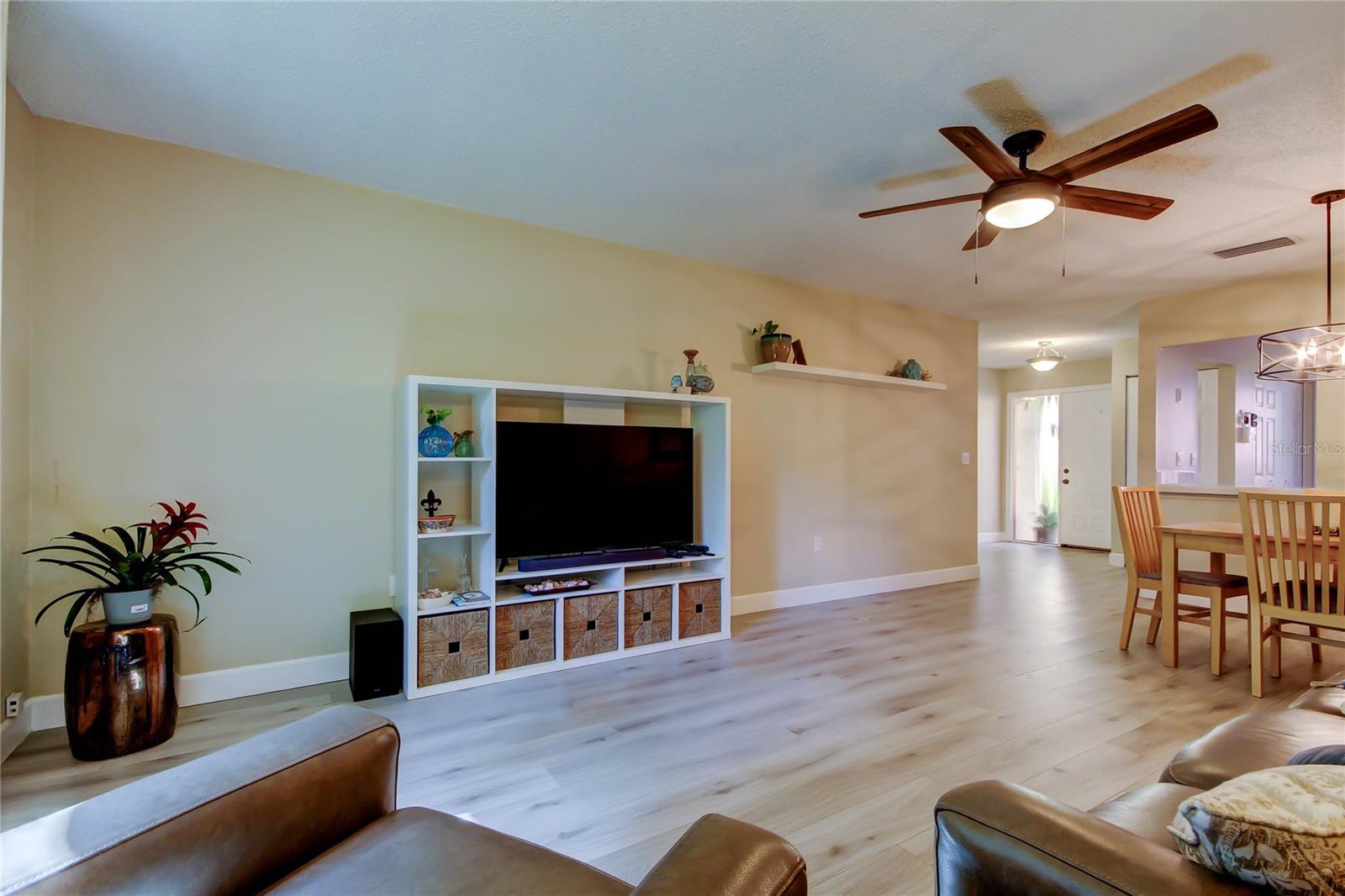 Image 19 of 59 For 2913 Fig Court
