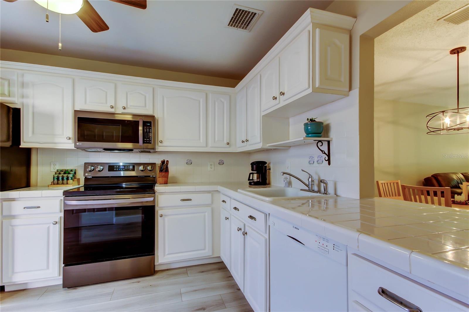 Image 5 of 59 For 2913 Fig Court