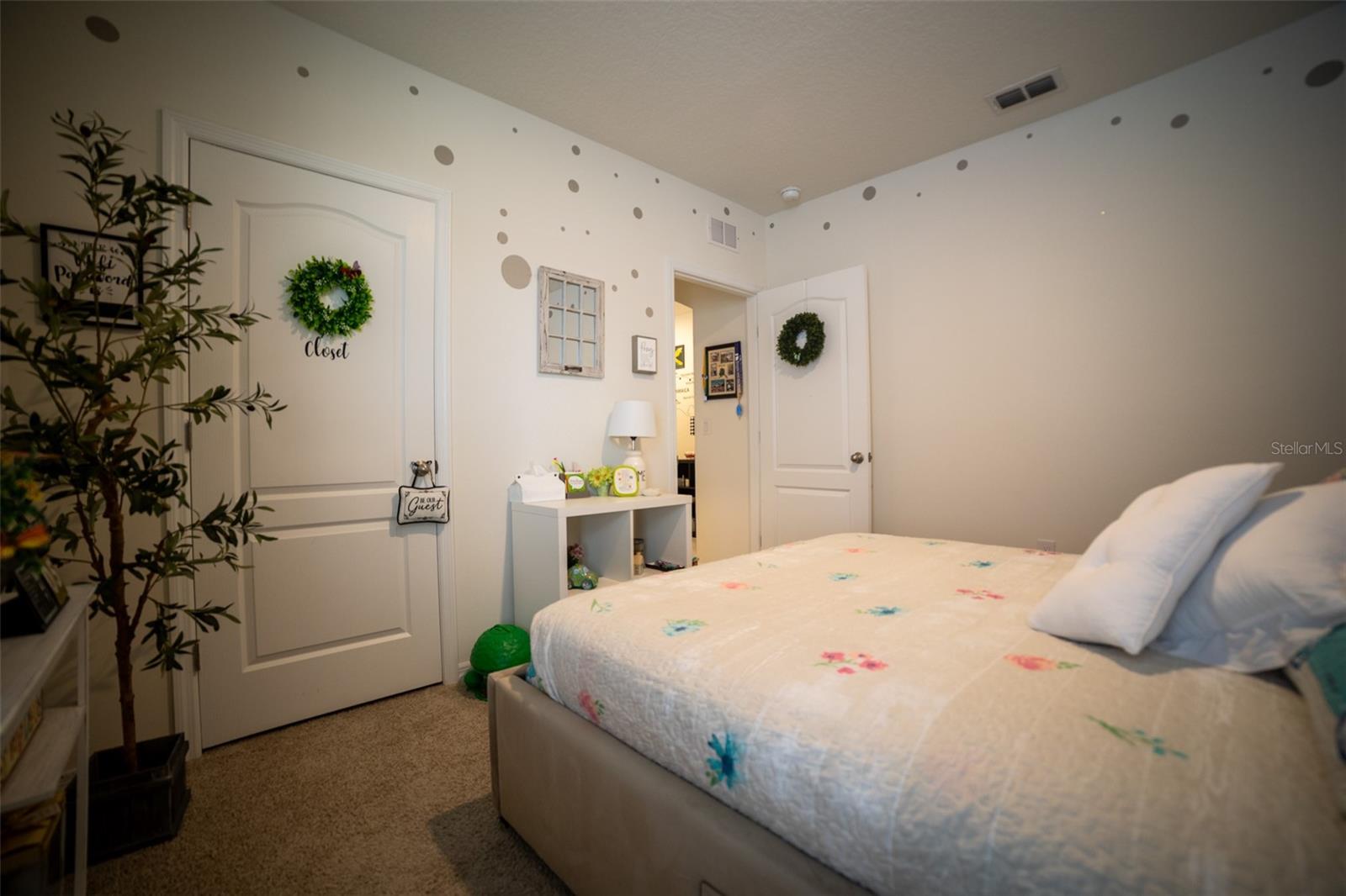 Image 19 of 24 For 3017 Country Club Circle