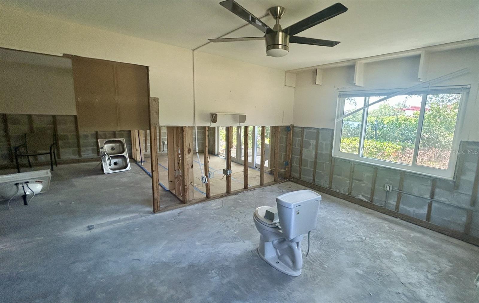 Image 13 of 22 For 4560 Overlook Drive Ne 168