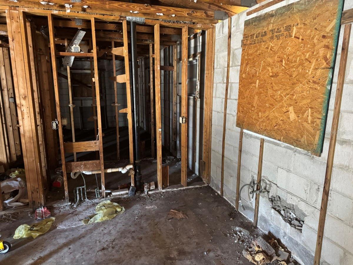 Image 6 of 14 For 3308 Frierson Avenue