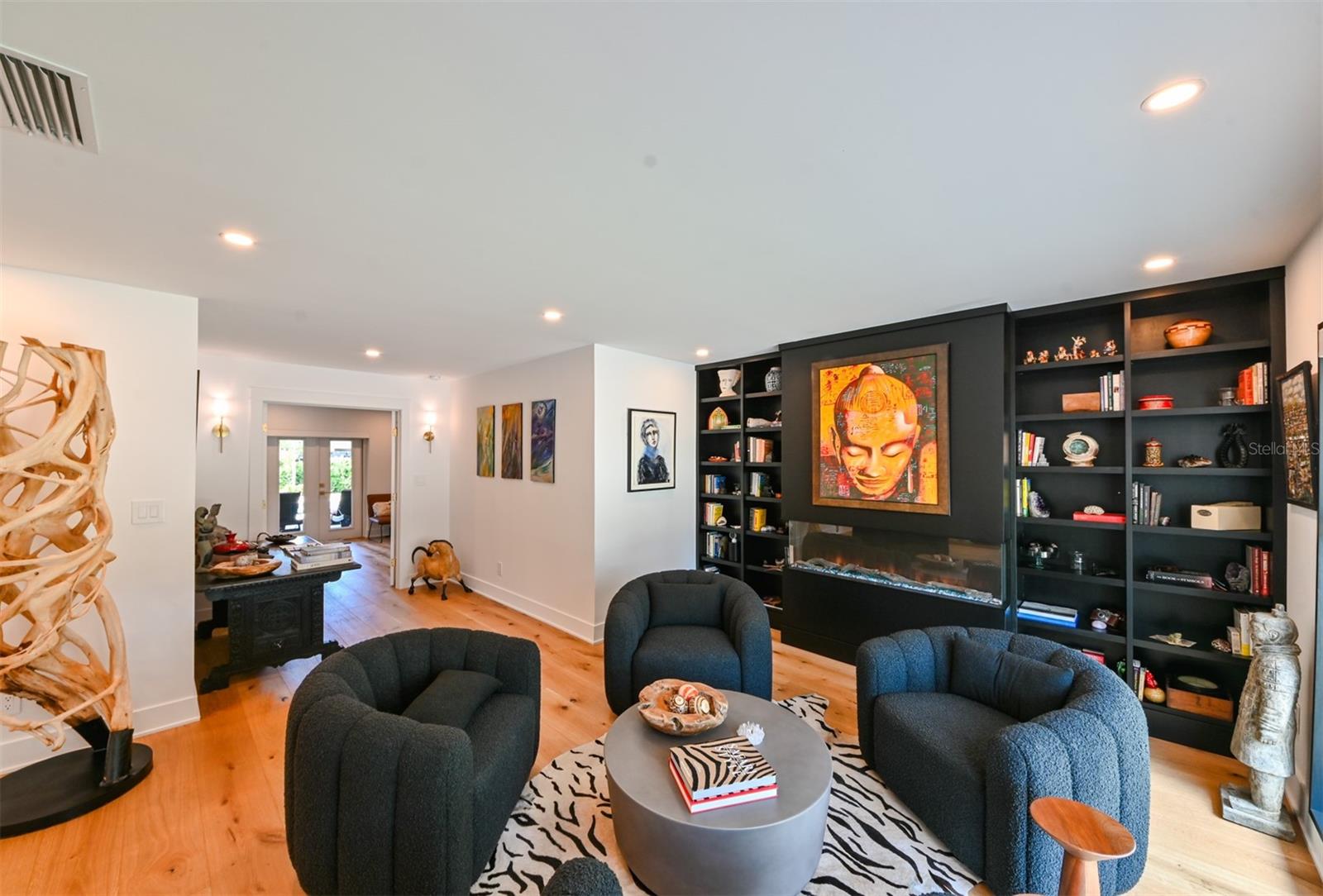 Listing photo id 14 for 13916 Wellesford Way