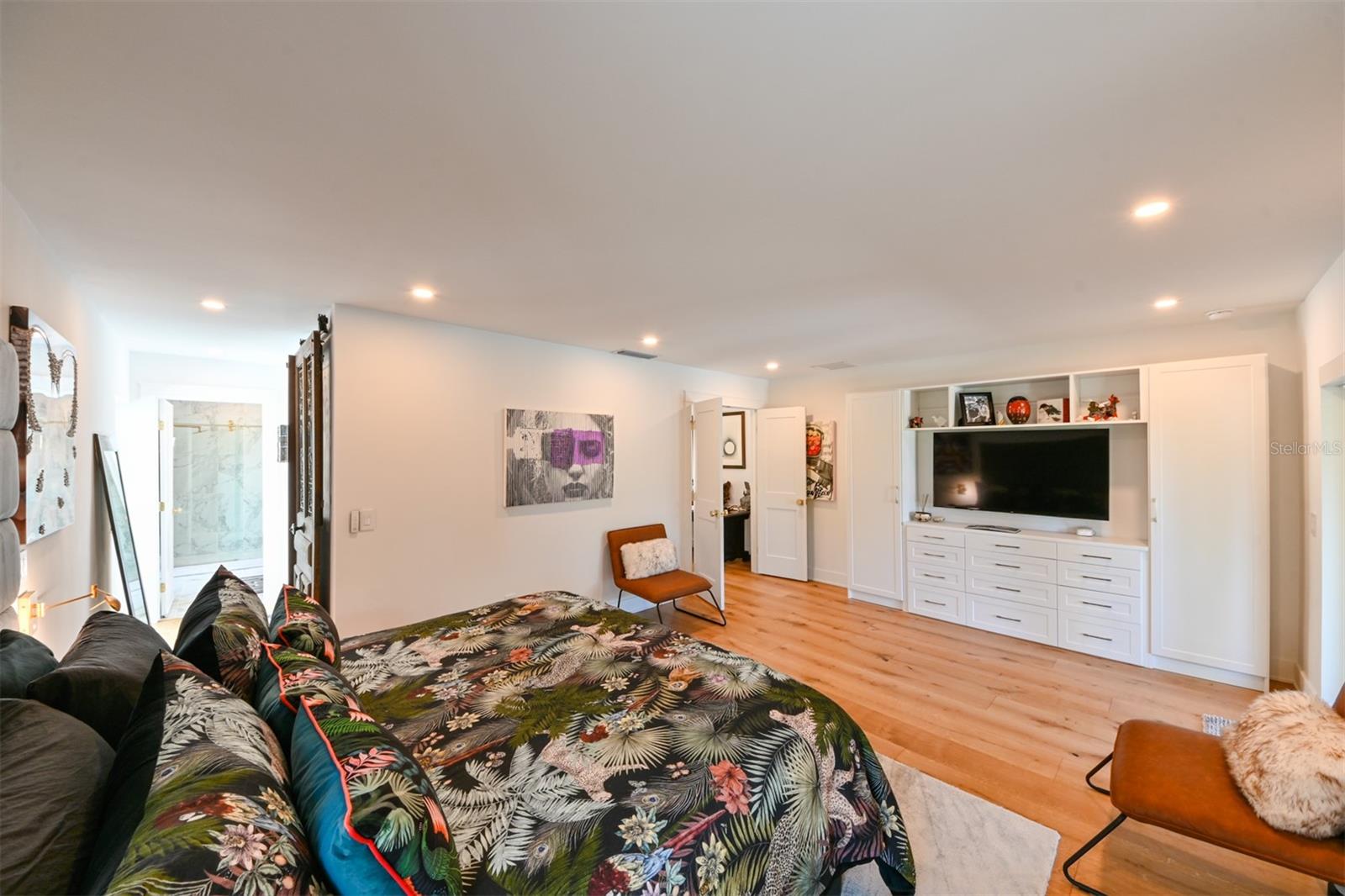 Listing photo id 18 for 13916 Wellesford Way