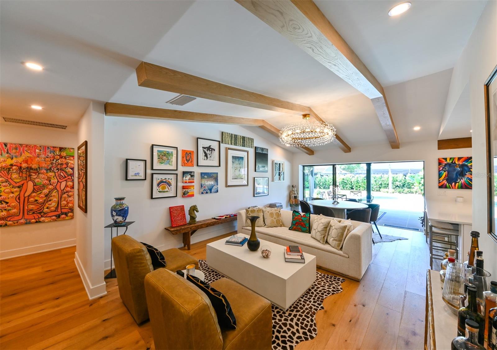 Listing photo id 4 for 13916 Wellesford Way