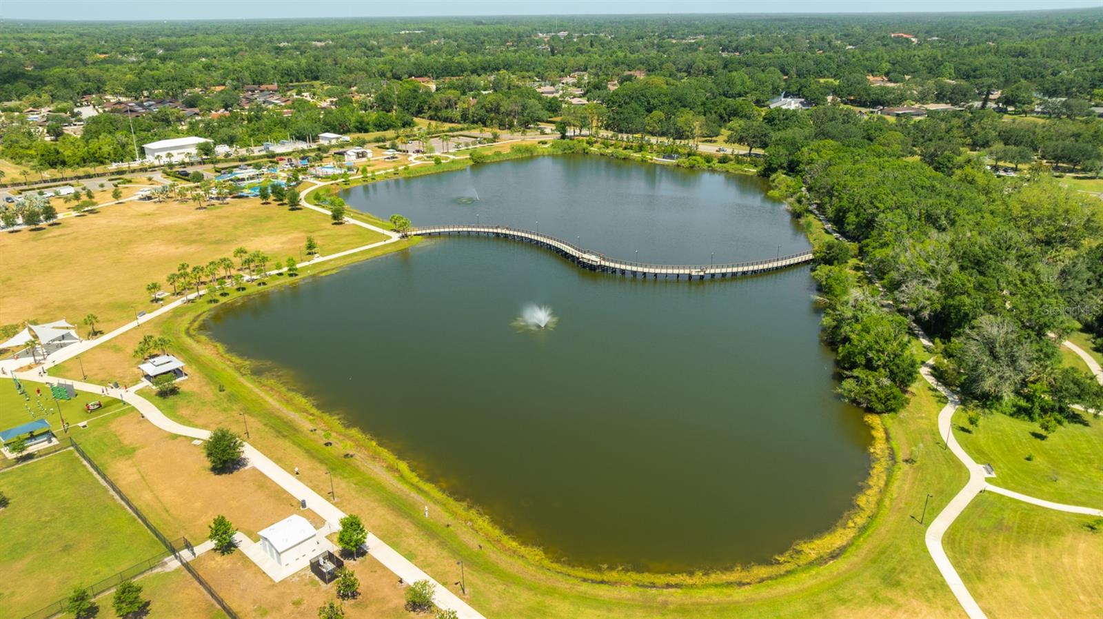 Listing photo id 64 for 13916 Wellesford Way
