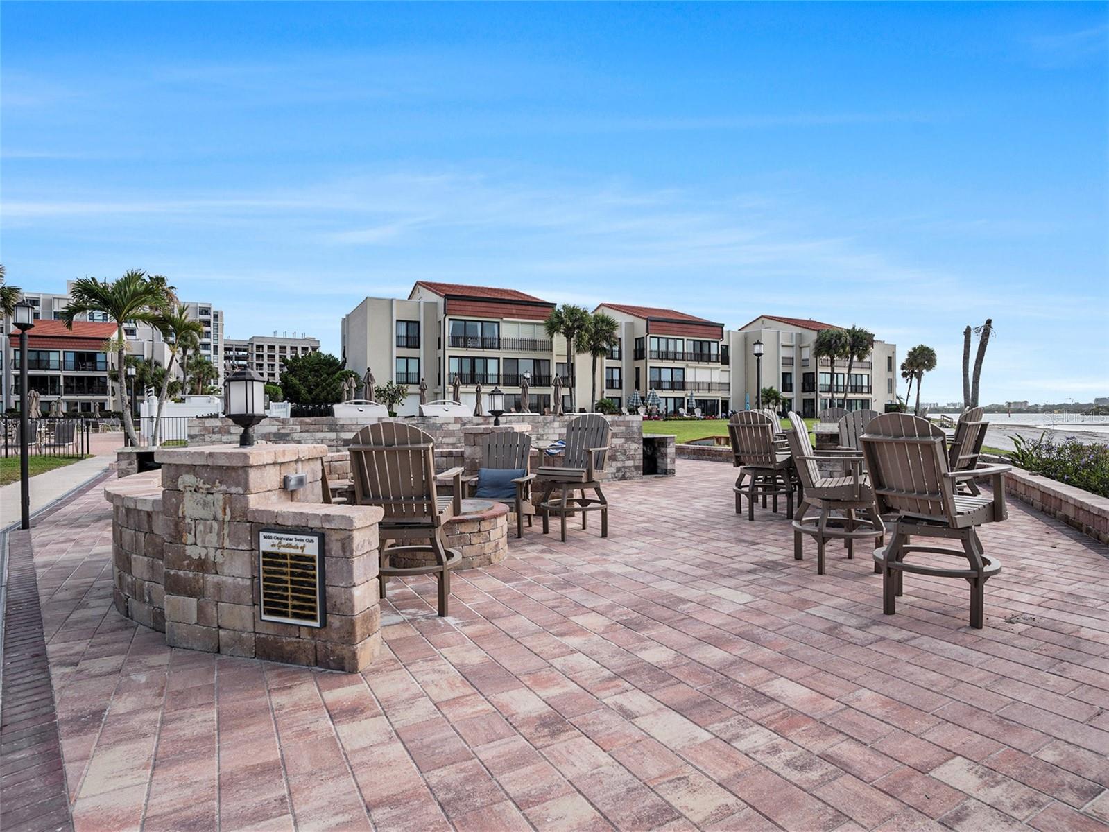 Image 26 of 29 For 830 Gulfview Boulevard 102