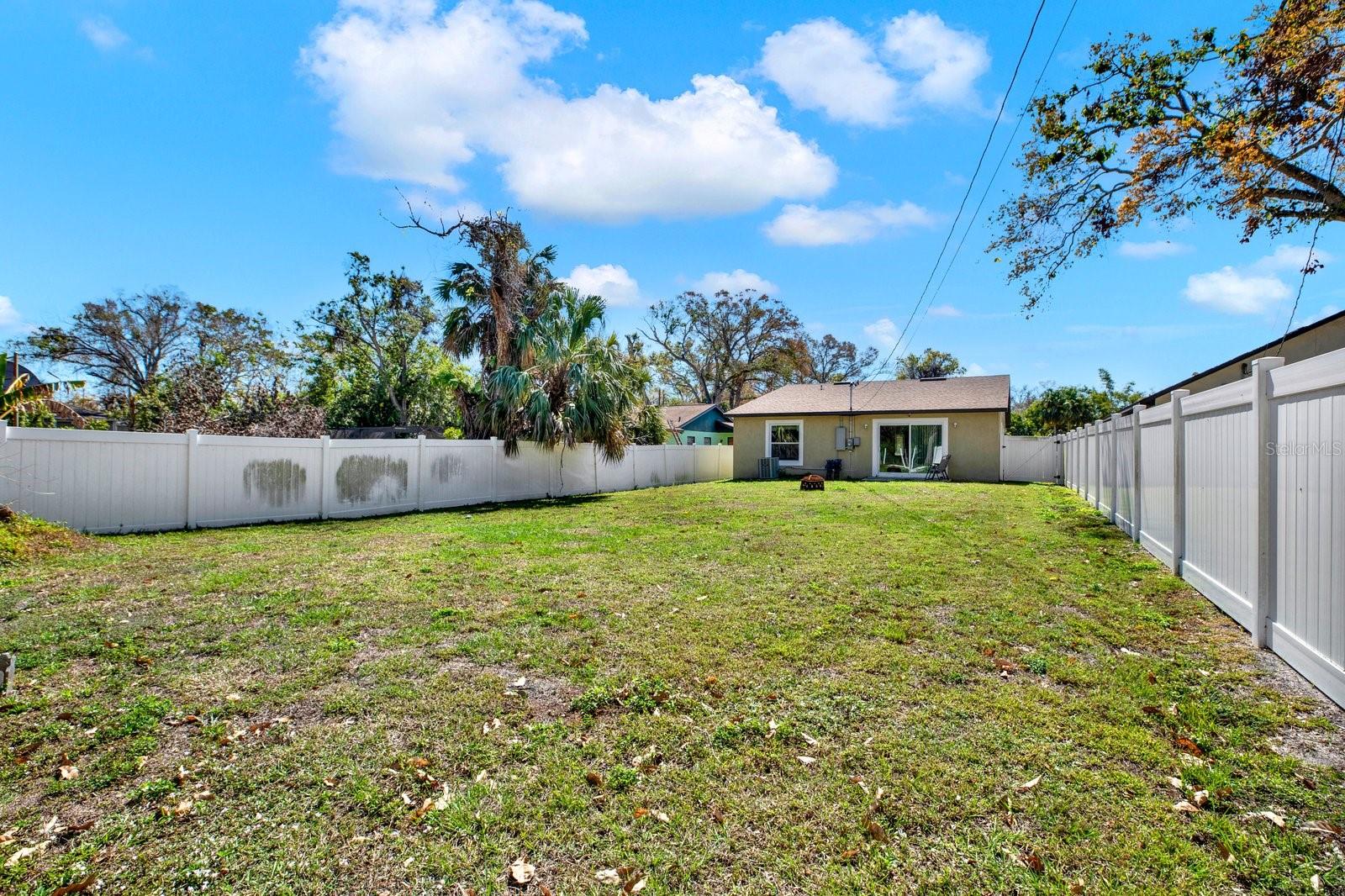 Image 3 of 15 For 3613 21st Avenue S