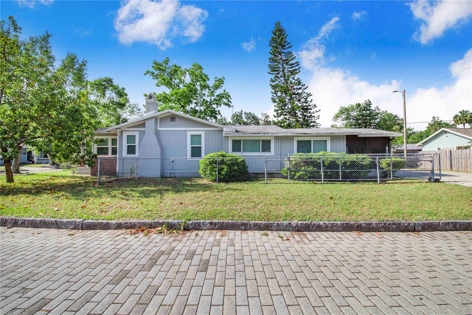 Image 3 of 38 For 6704 Branch Avenue