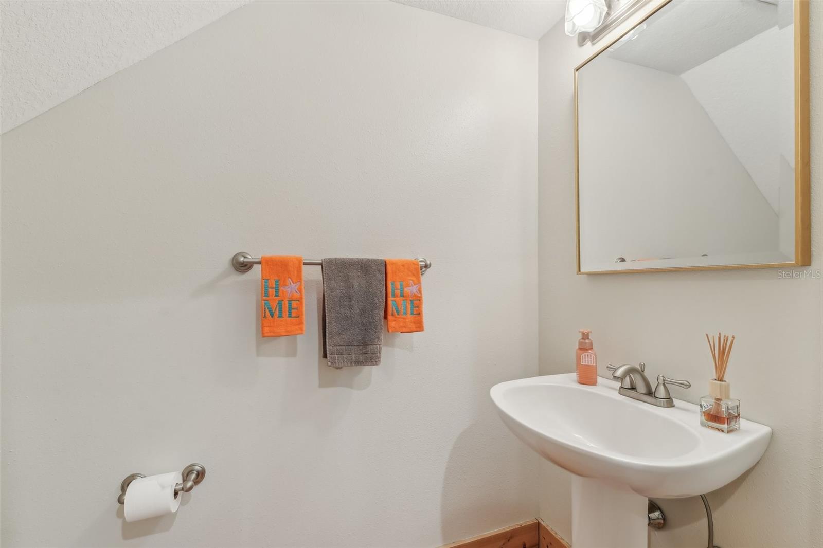 Image 19 of 85 For 5817 Myrtle Lane