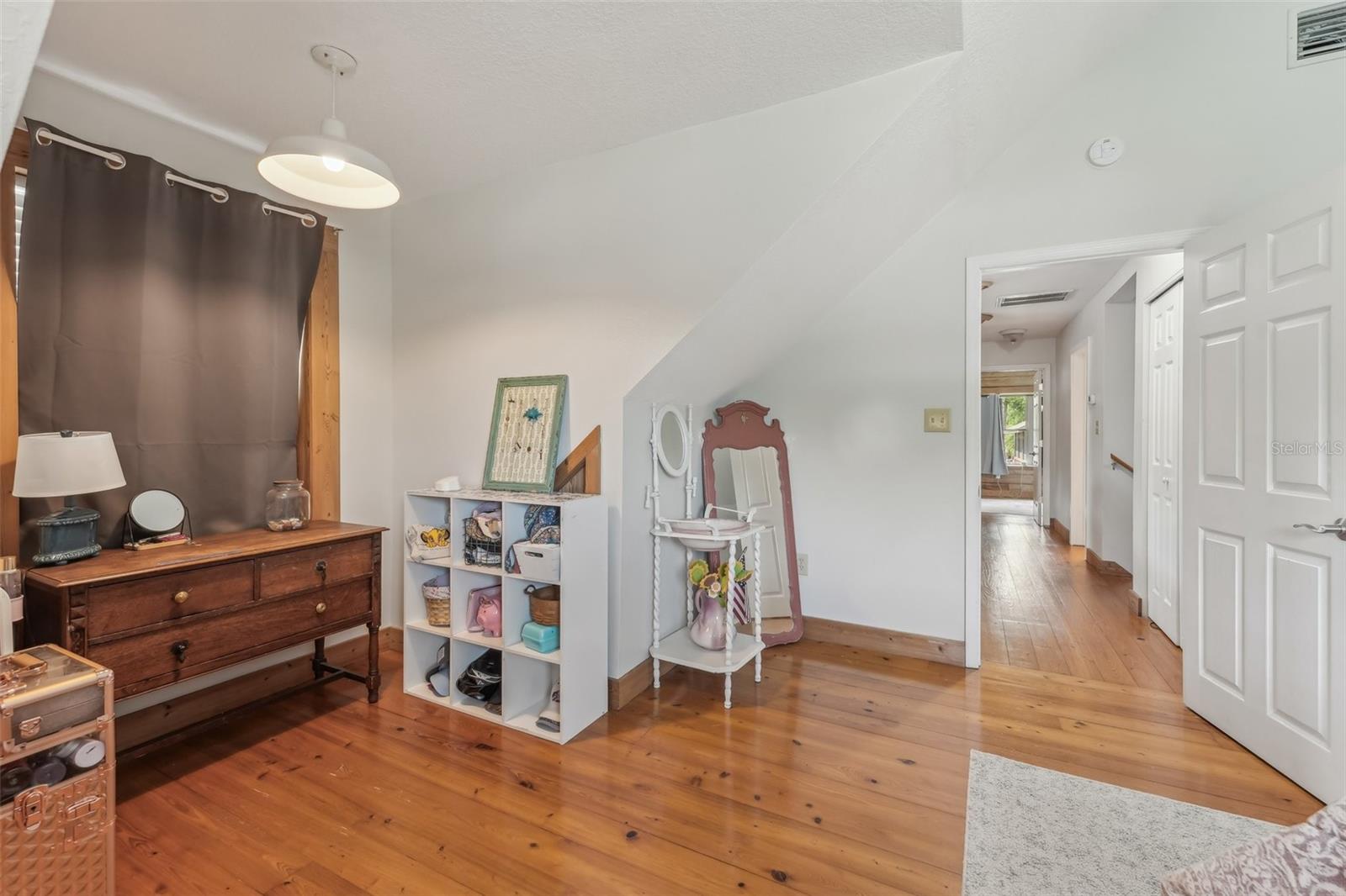 Image 37 of 85 For 5817 Myrtle Lane