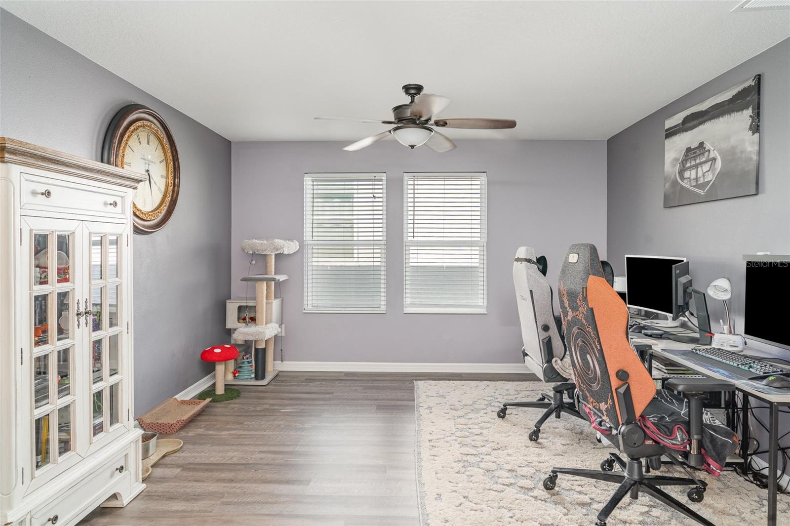 Image 22 of 27 For 10424 Laguna Plains Drive