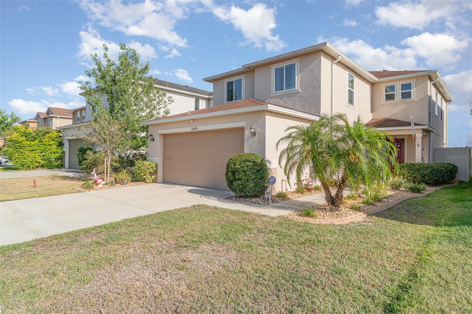 Image 4 of 27 For 10424 Laguna Plains Drive