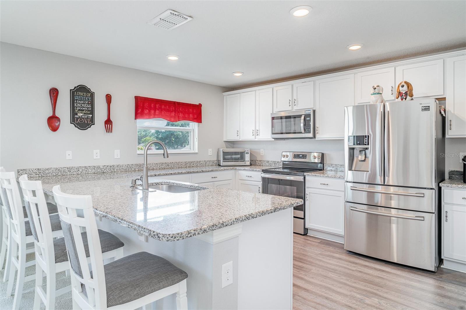 Image 9 of 27 For 10424 Laguna Plains Drive