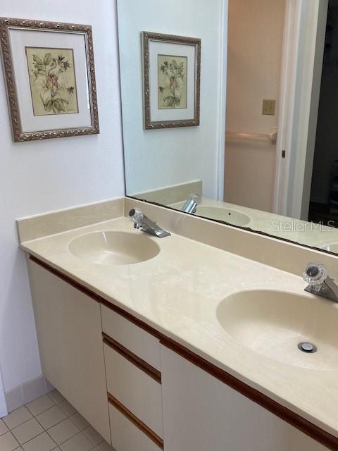 Image 15 of 52 For 7984 Sailboat Key Boulevard S 607