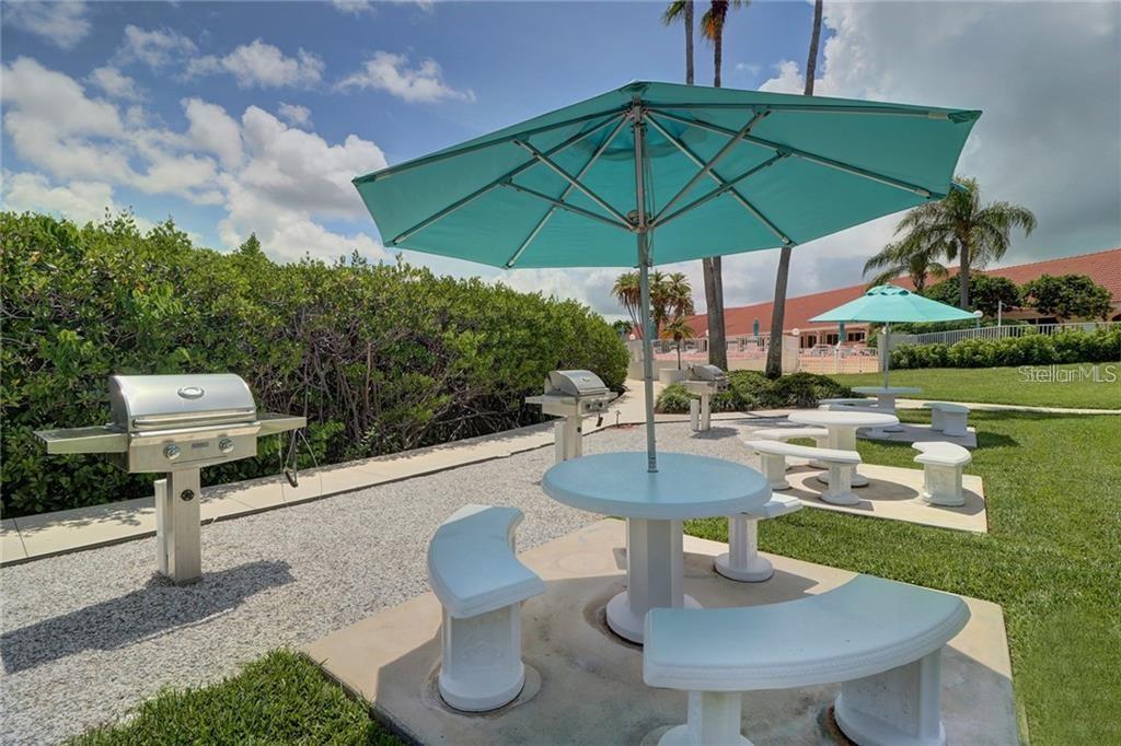 Image 47 of 52 For 7984 Sailboat Key Boulevard S 607